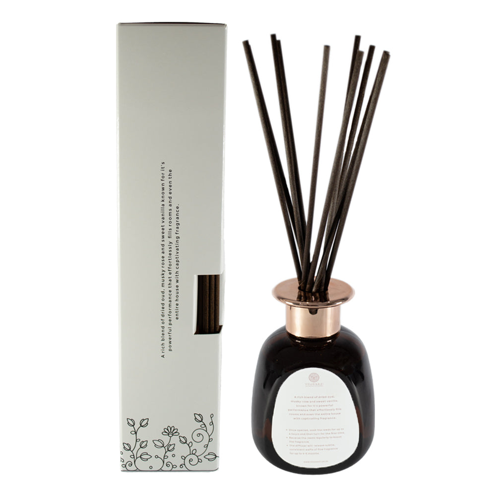 Praline Oud Reed Diffuser 200ml with Reed Sticks